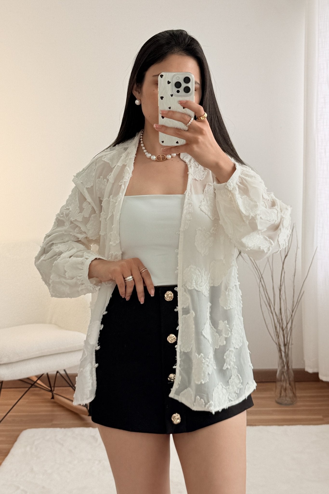 Blusa em organza com bordados florais IVIVI - lavishiochicBlusaIVIVI