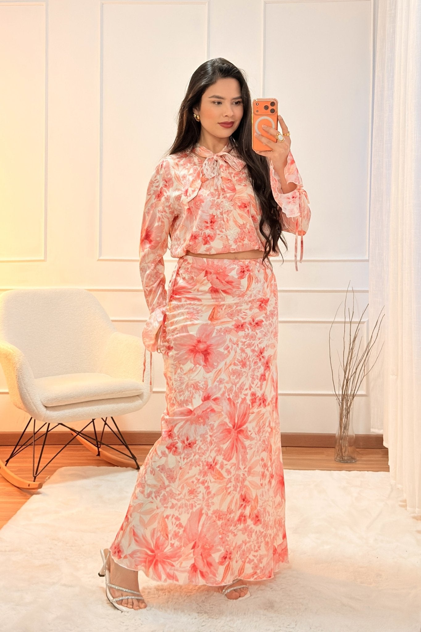 Blusa fluida com estampa floral ELLI WHITE - lavishiochicBlusaELLI WHITE