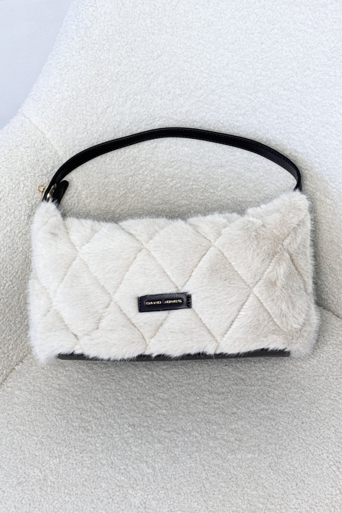 Bolsa de axilo em peluche com losangos - lavishiochicMalalavishiochic