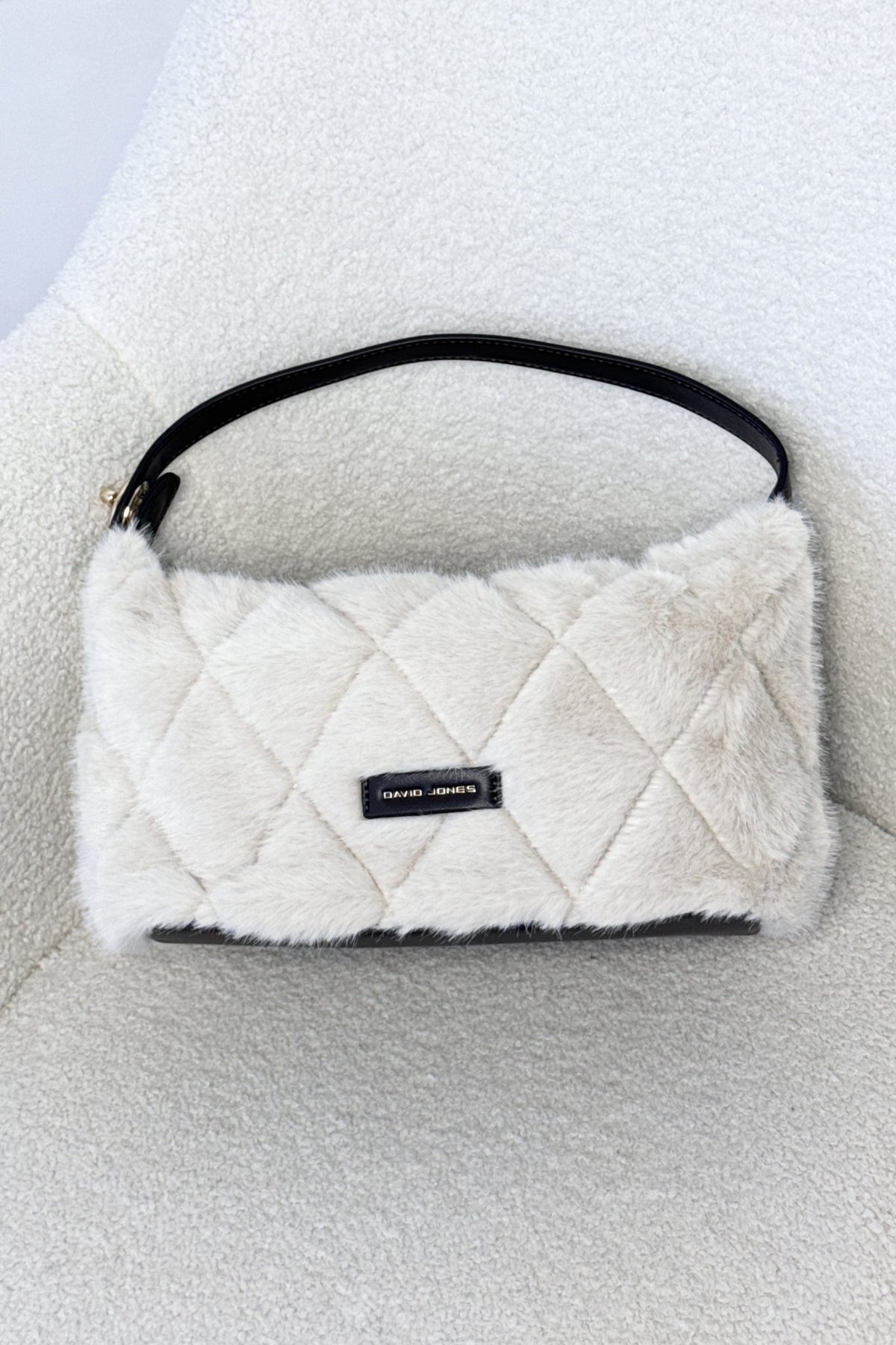 Bolsa de axilo em peluche com losangos - lavishiochicMalalavishiochic