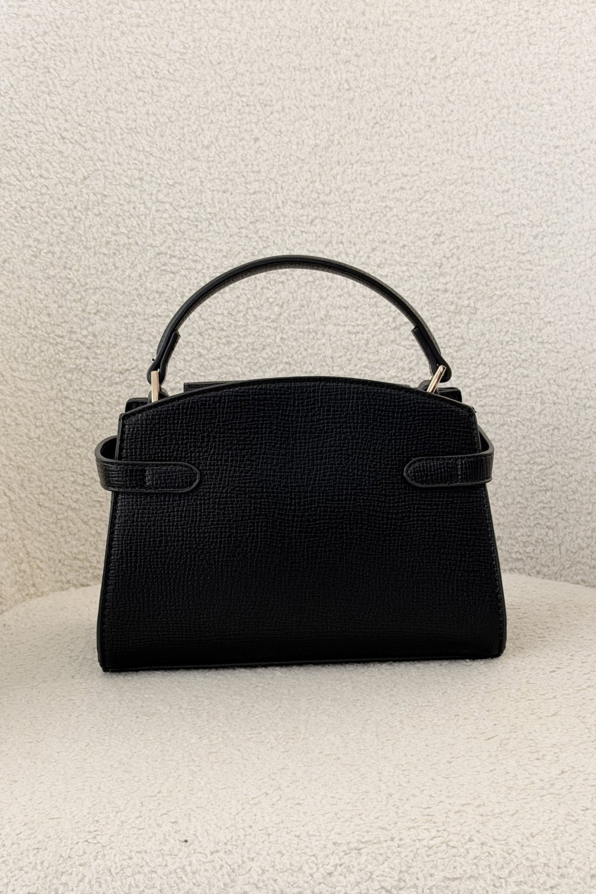 Bolsa de mão com fecho metálico - lavishiochicMalalavishiochic