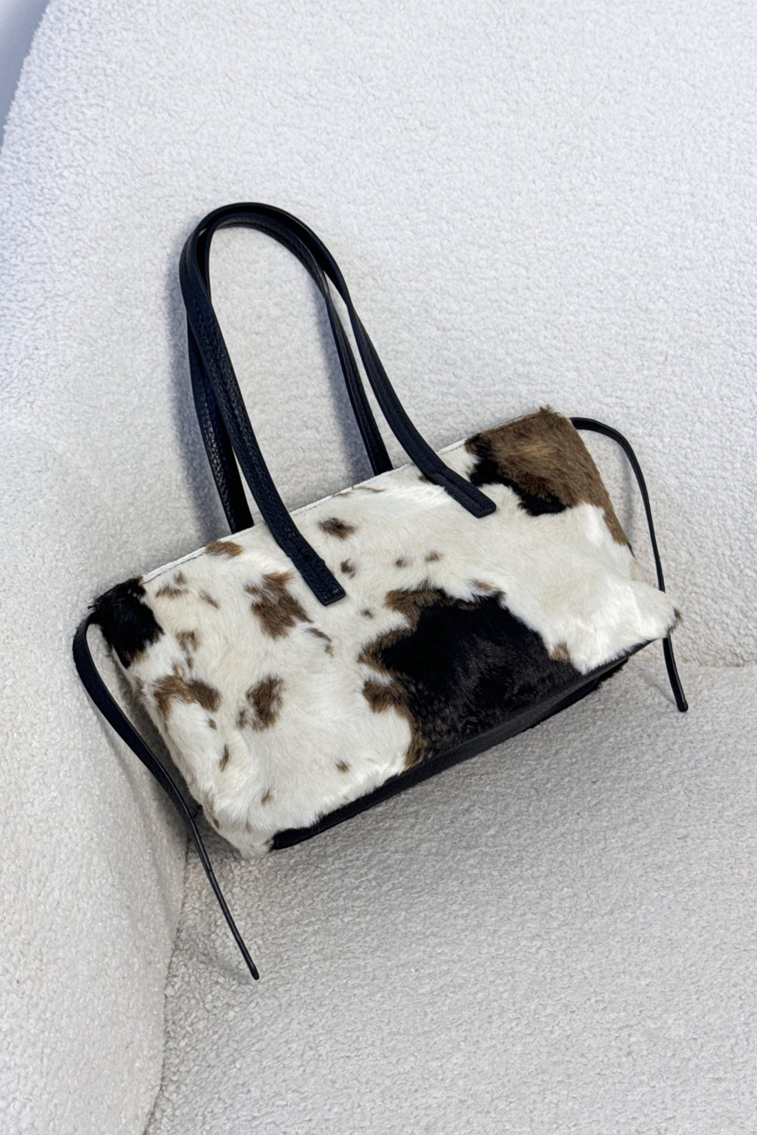 Bolsa de mão com pêlo padrão de vaca - lavishiochicMalalavishiochic
