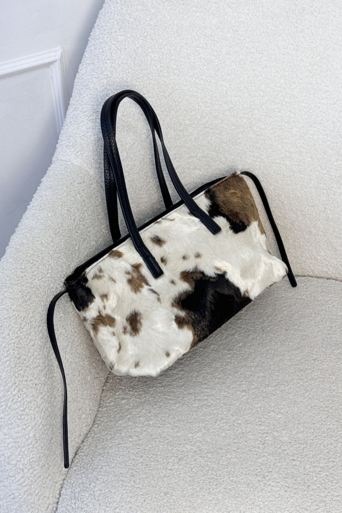 Bolsa de mão com pêlo padrão de vaca - lavishiochicMalalavishiochic