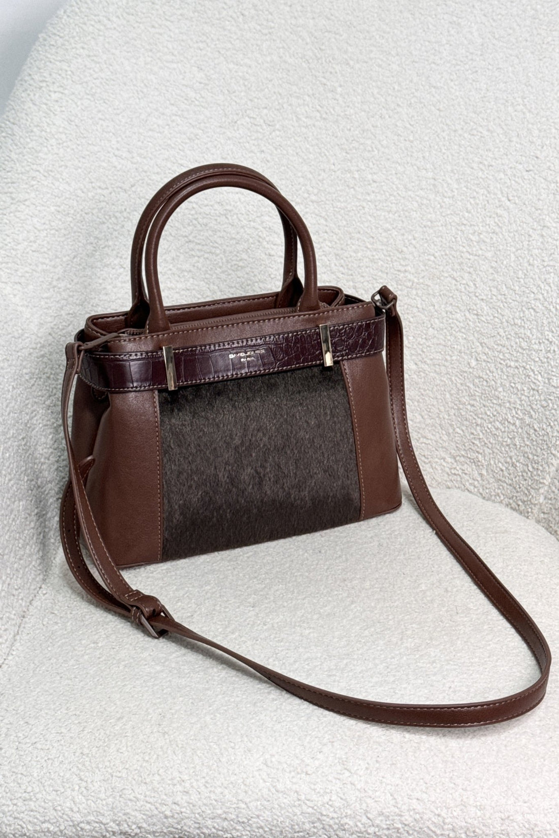 Bolsa de mão e tiracolo com acabamento vintage - lavishiochicMalalavishiochic