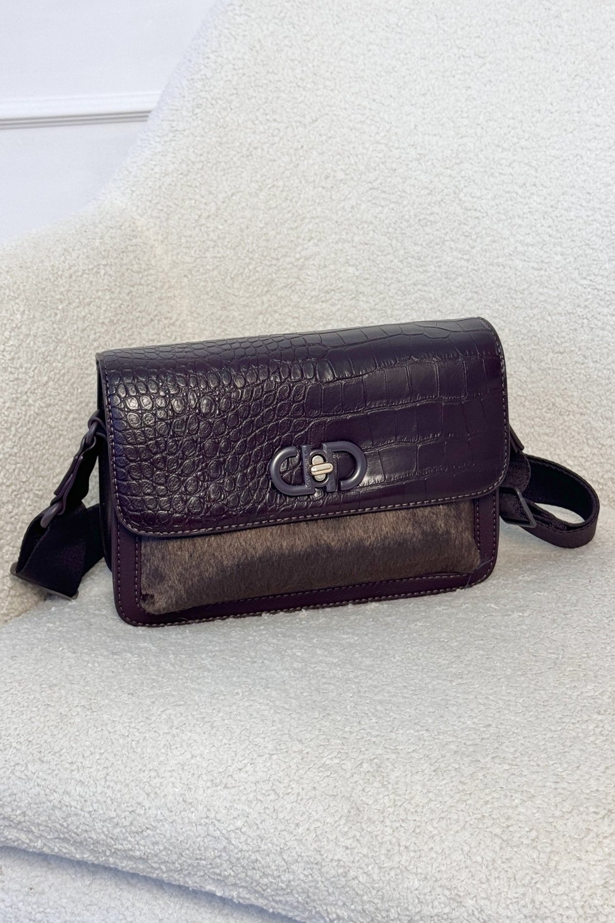 Bolsa tiracolo com aba e padrão de crocodilo vintage - lavishiochicMalalavishiochic
