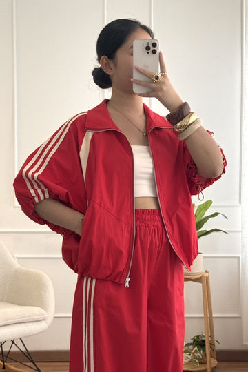 Bomber desportiva com bandas contrastantes LUMINA - lavishiochiccasacolumina