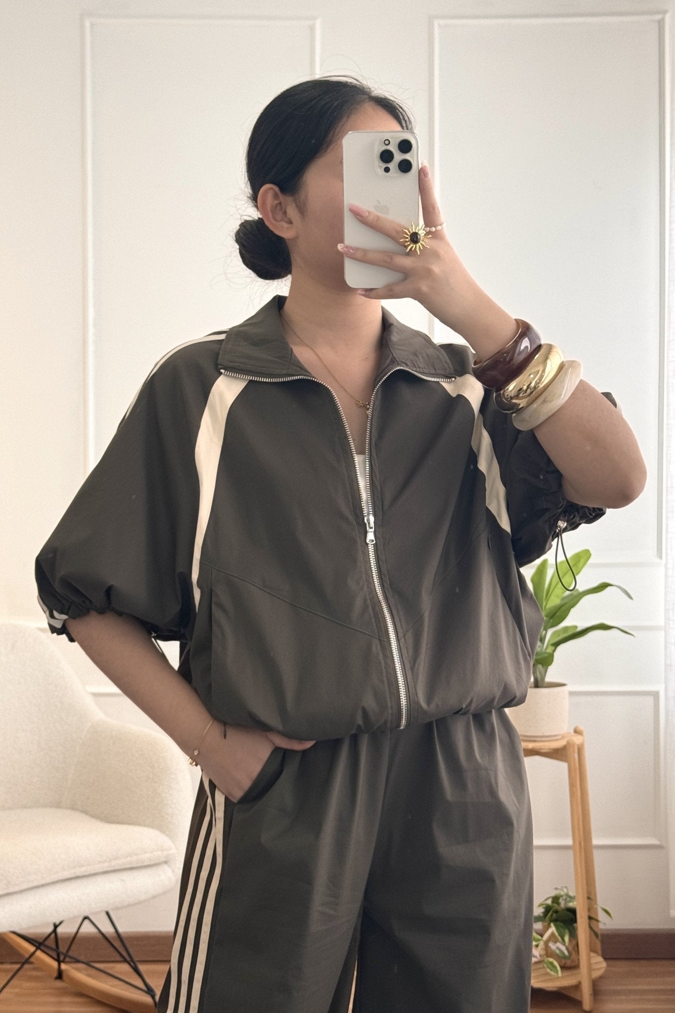 Bomber desportiva com bandas contrastantes LUMINA - lavishiochiccasacolumina