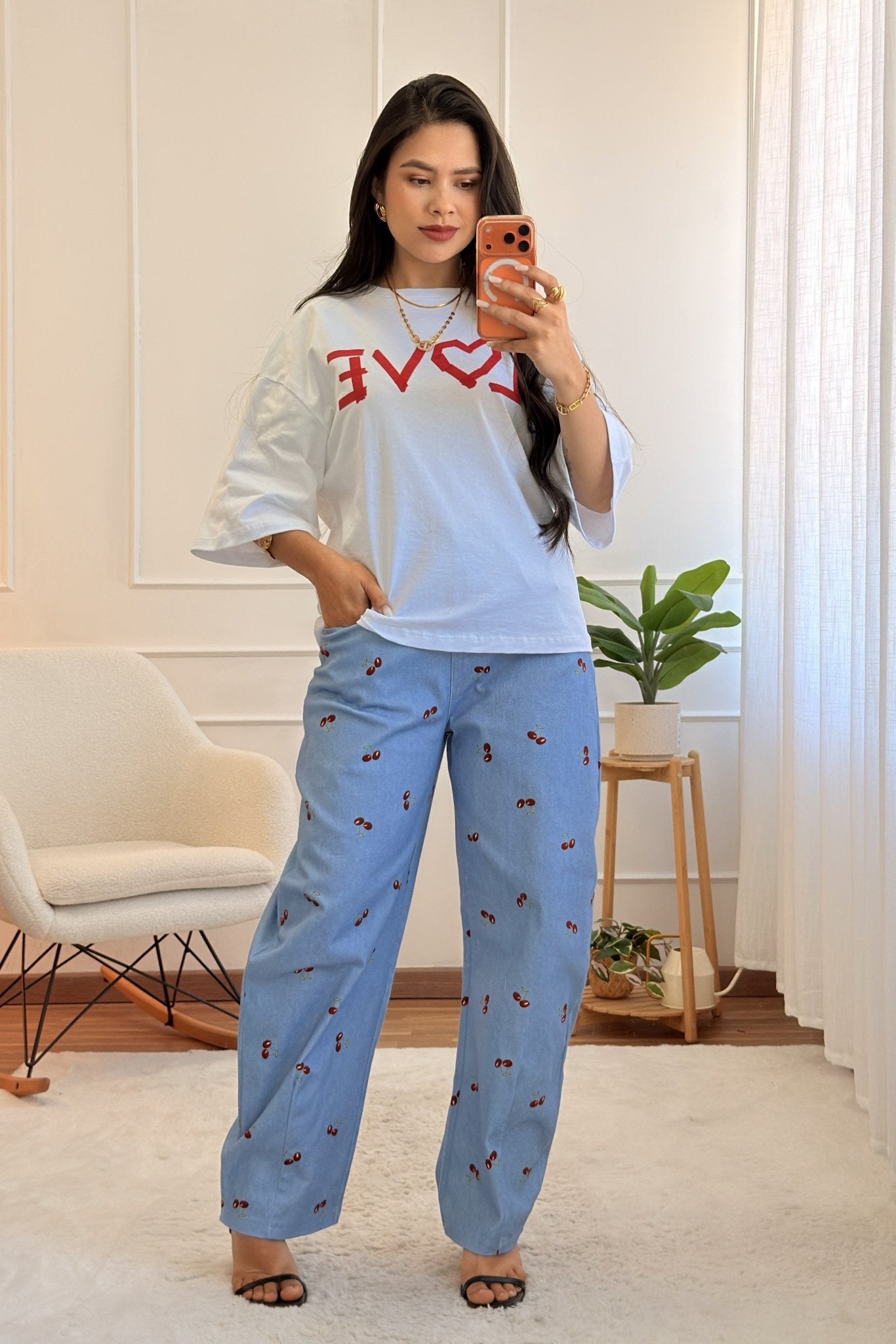 Calça cerejas de corte largo - lavishiochicCalçaslavishiochic