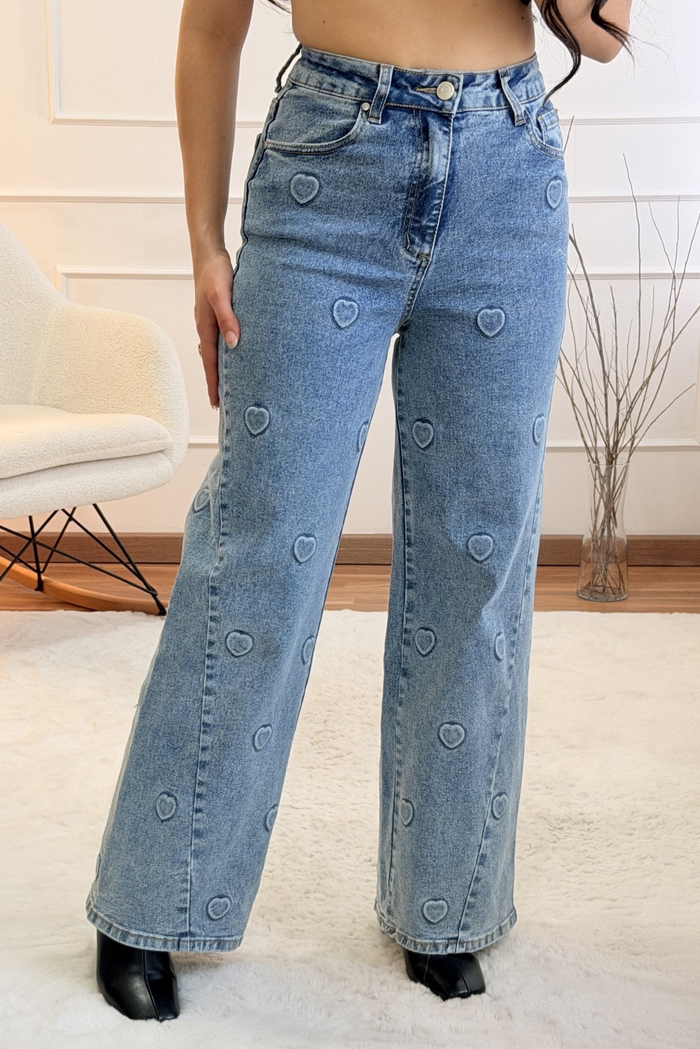 Calça com Bordados em Coração - lavishiochicCalçaPromoção