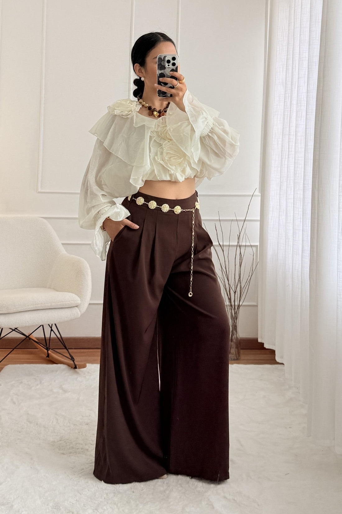 Calça com cinto metálico ELLI WHITE - lavishiochicCalçasELLI WHITE