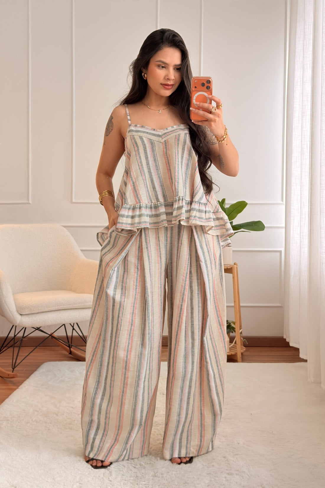 Calça com padrão às riscas LUMINA - lavishiochicCalçalumina