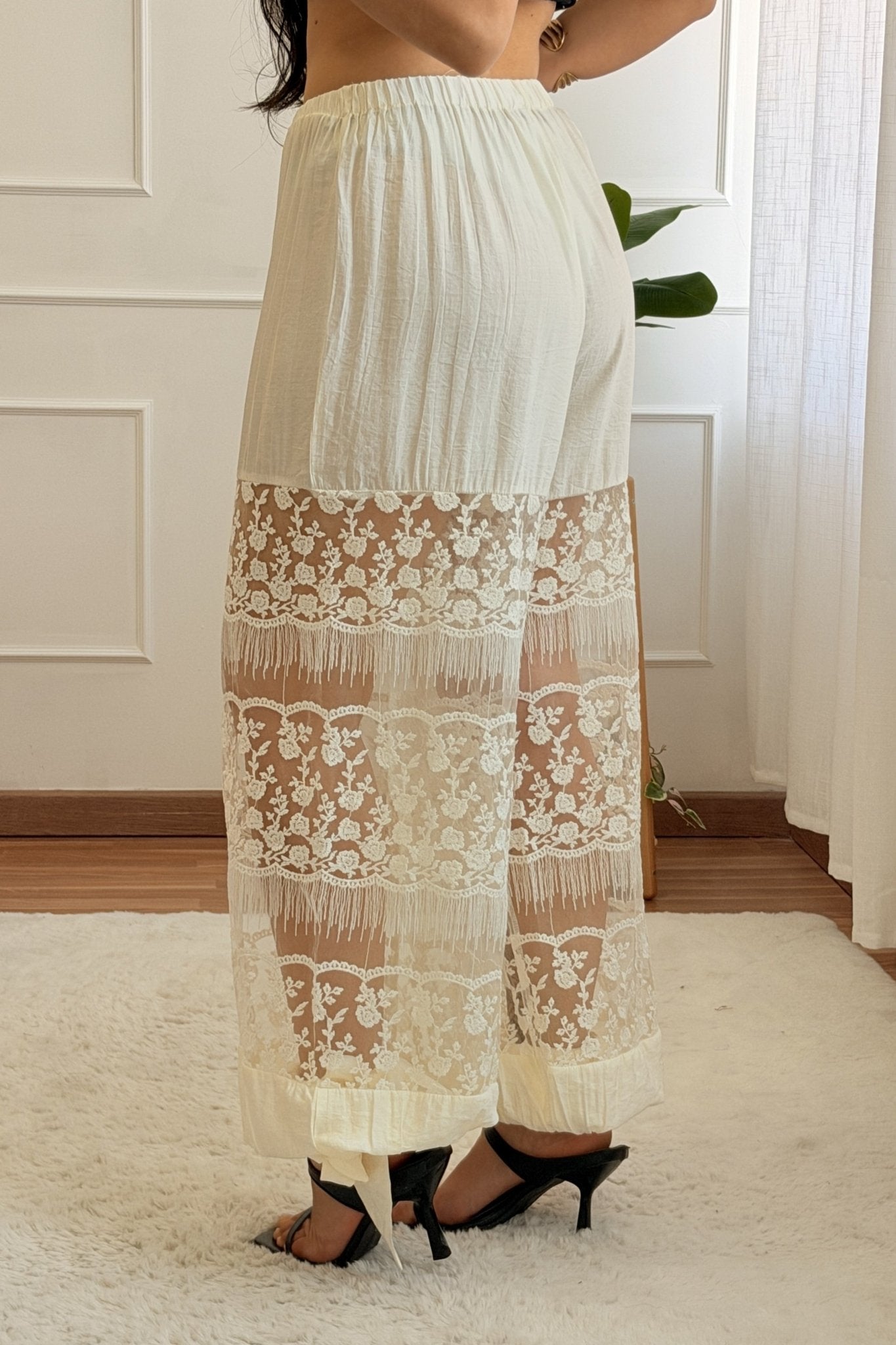 Calça com Renda VERA LUCY - lavishiochicCalçasVera Lucy