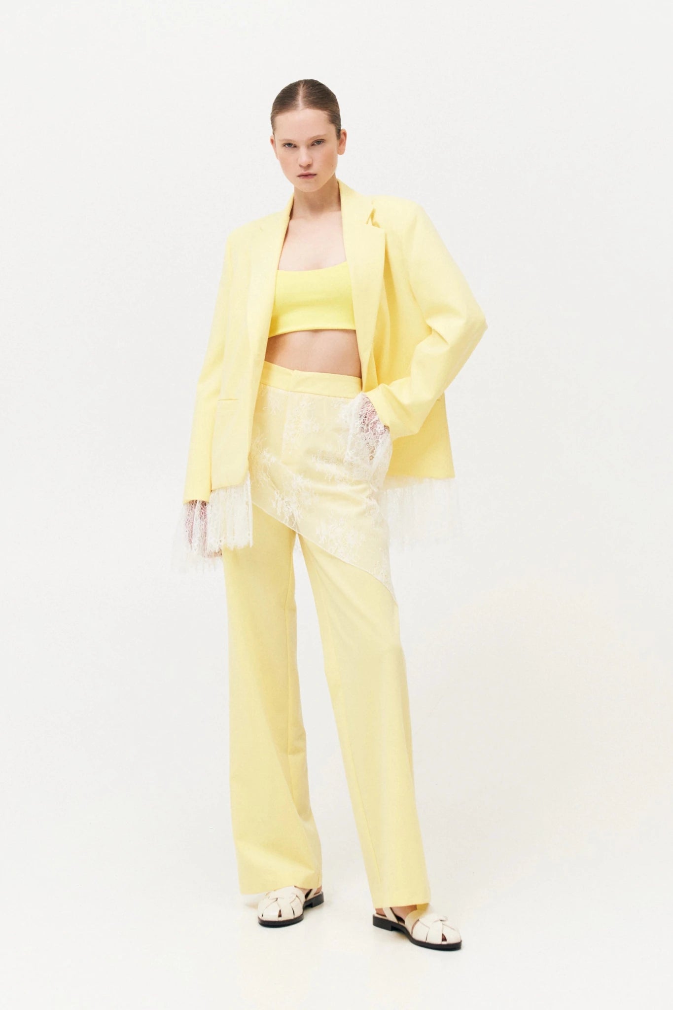 Calça com renda Y0082 LUMINA - lavishiochicCalçaslumina