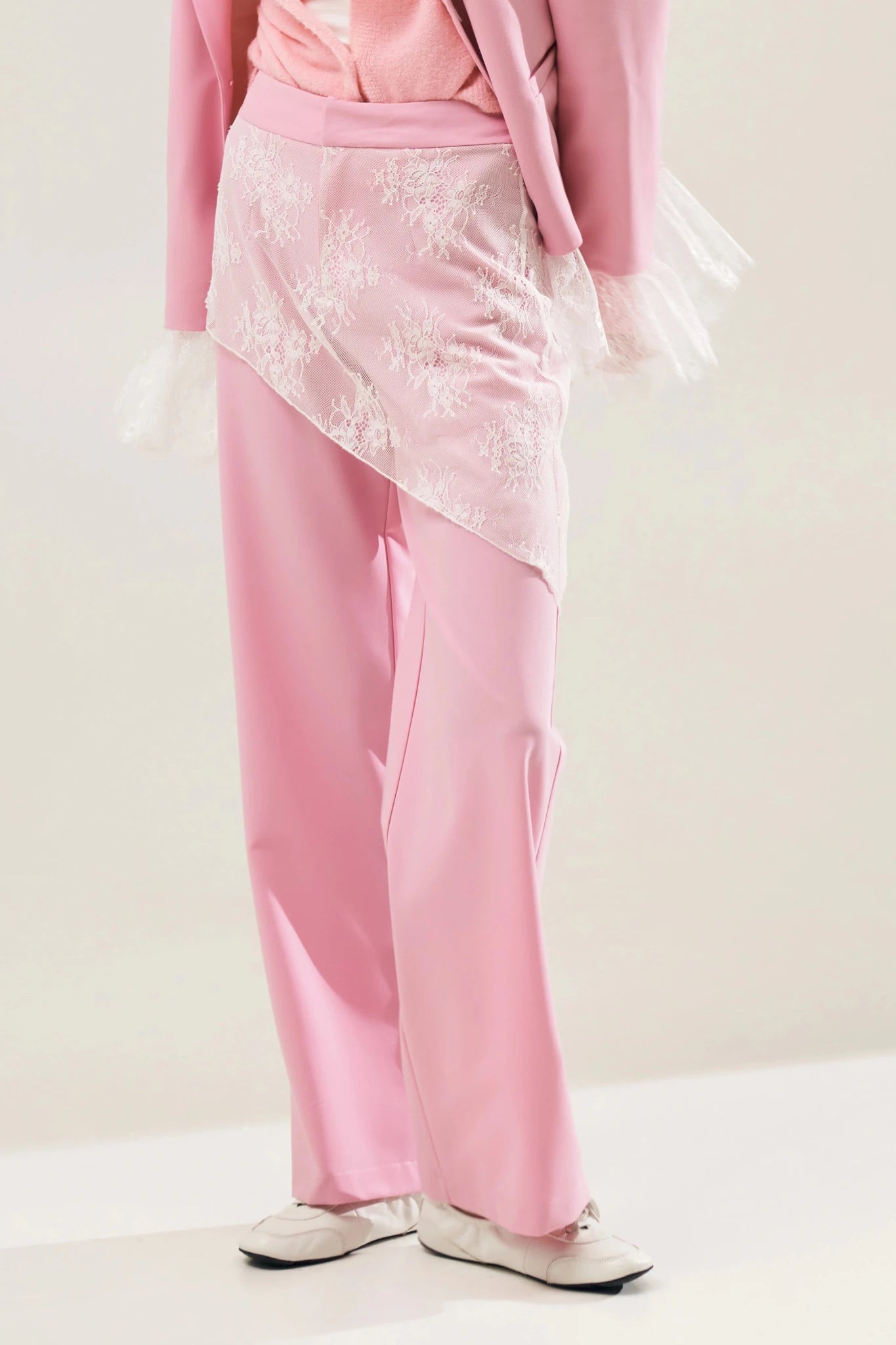 Calça com renda Y0082 LUMINA - lavishiochicCalçaslumina