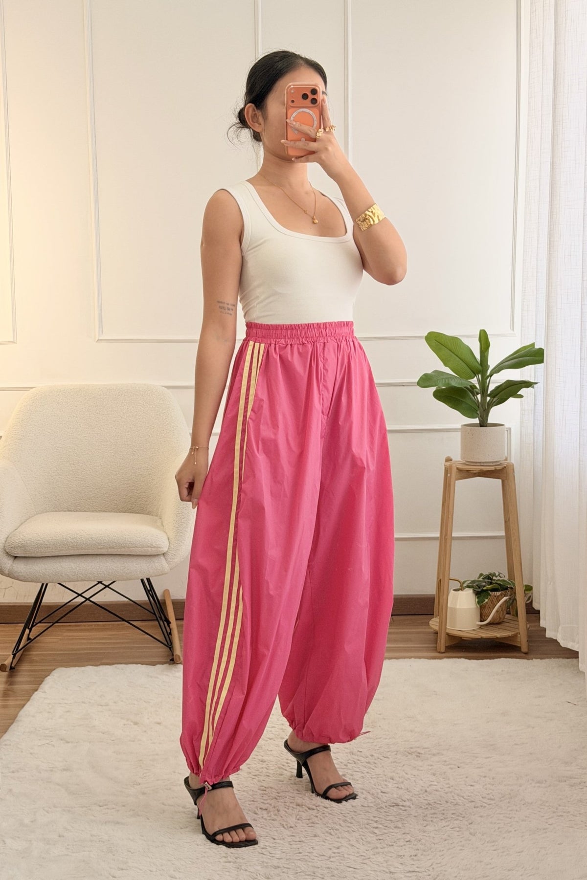 Calça desportiva com riscas laterais LUMINA - lavishiochicCalçasPromoção