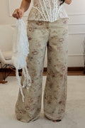Calça Floral com Saia Sobreposta Rendada – AZAKA - lavishiochicCalçasAZAKA