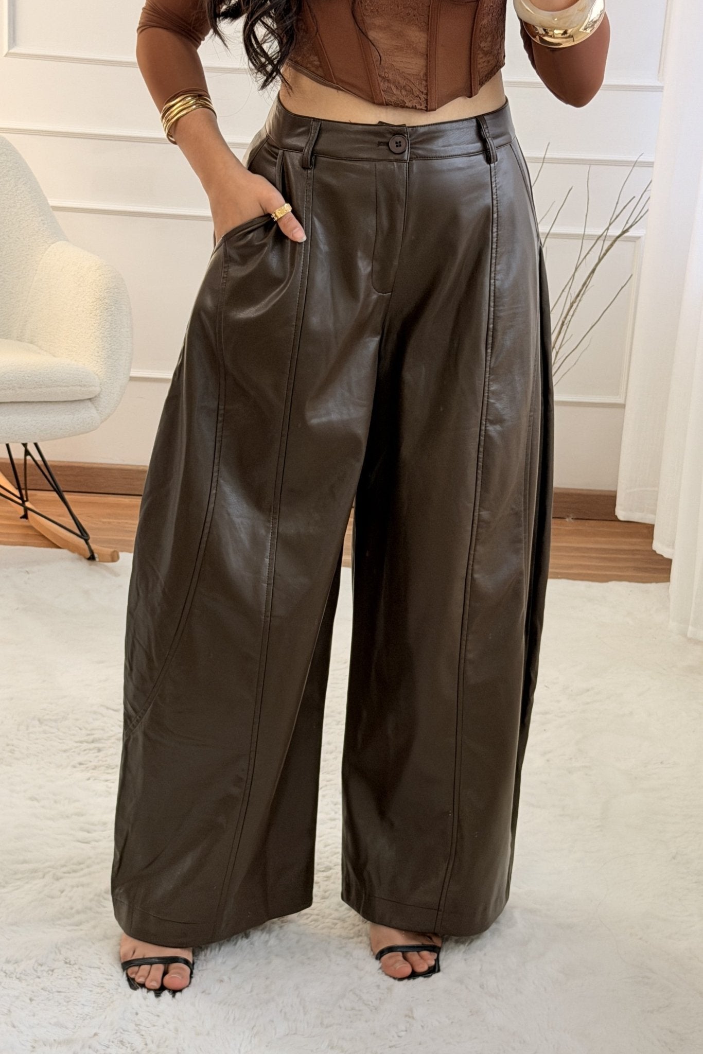 Calça largas em polipela MOCHY - lavishiochicCalçaMochy