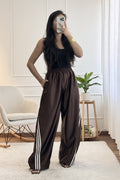 Calça pantalona cetim com riscas laterais - lavishiochicCalçaslavishiochic