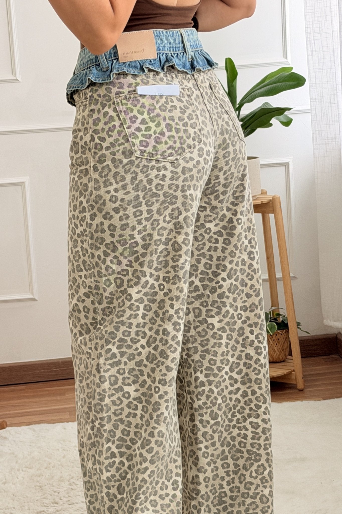 Calças de Ganga com Padrão Leopardo - QUEEN HEARTS - lavishiochicCalçasQueen Hearts