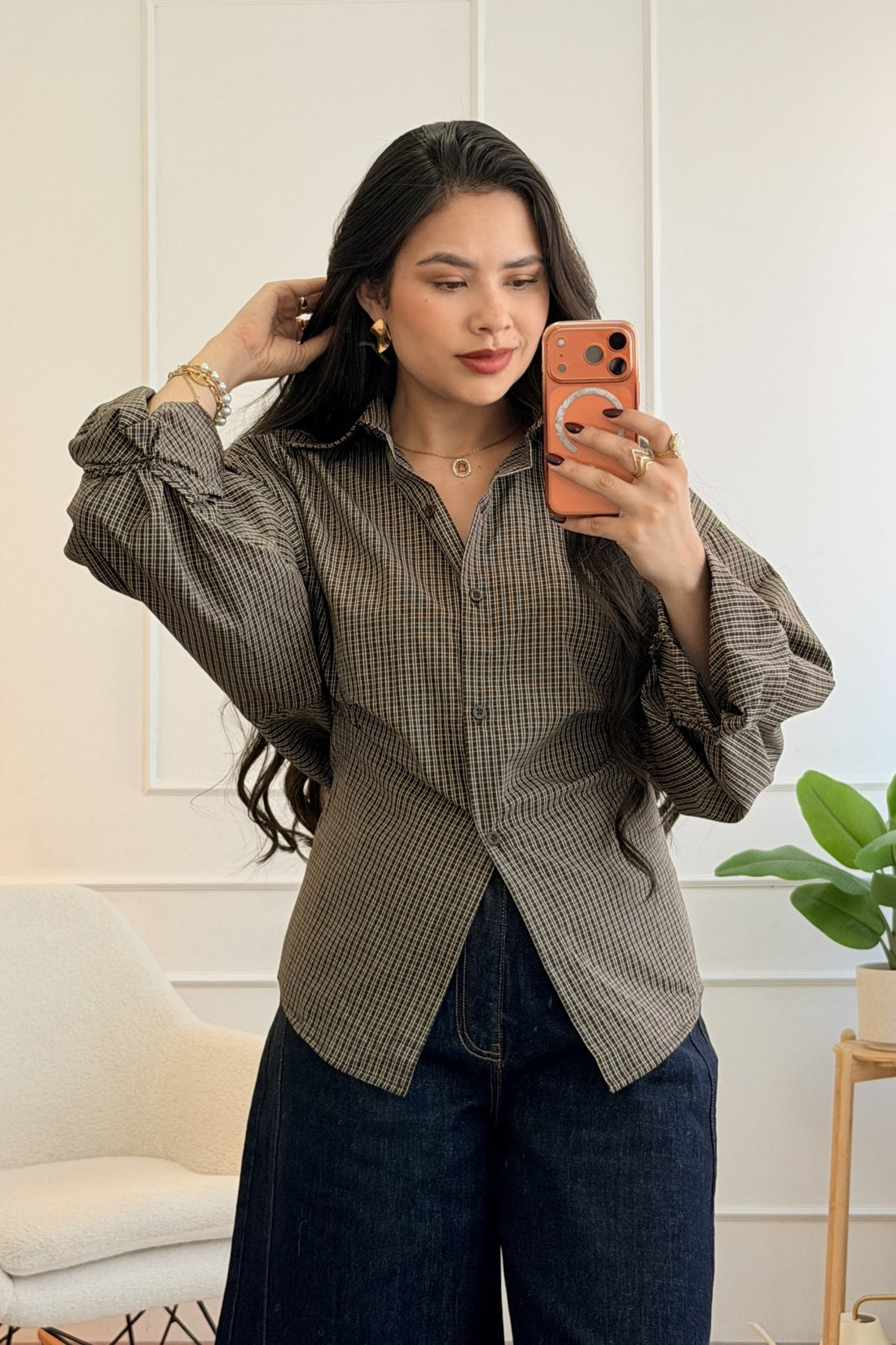 Camisa ajustada aos quadrados com pregas traseiras IVIVI - lavishiochiccamisaIVIVI