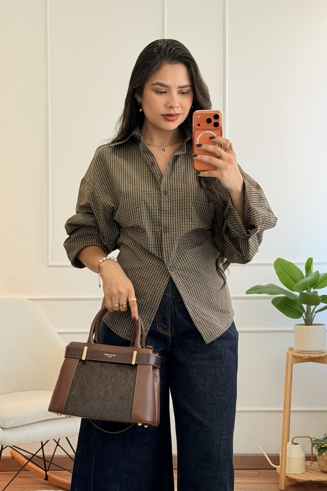 Camisa ajustada aos quadrados com pregas traseiras IVIVI - lavishiochiccamisaIVIVI