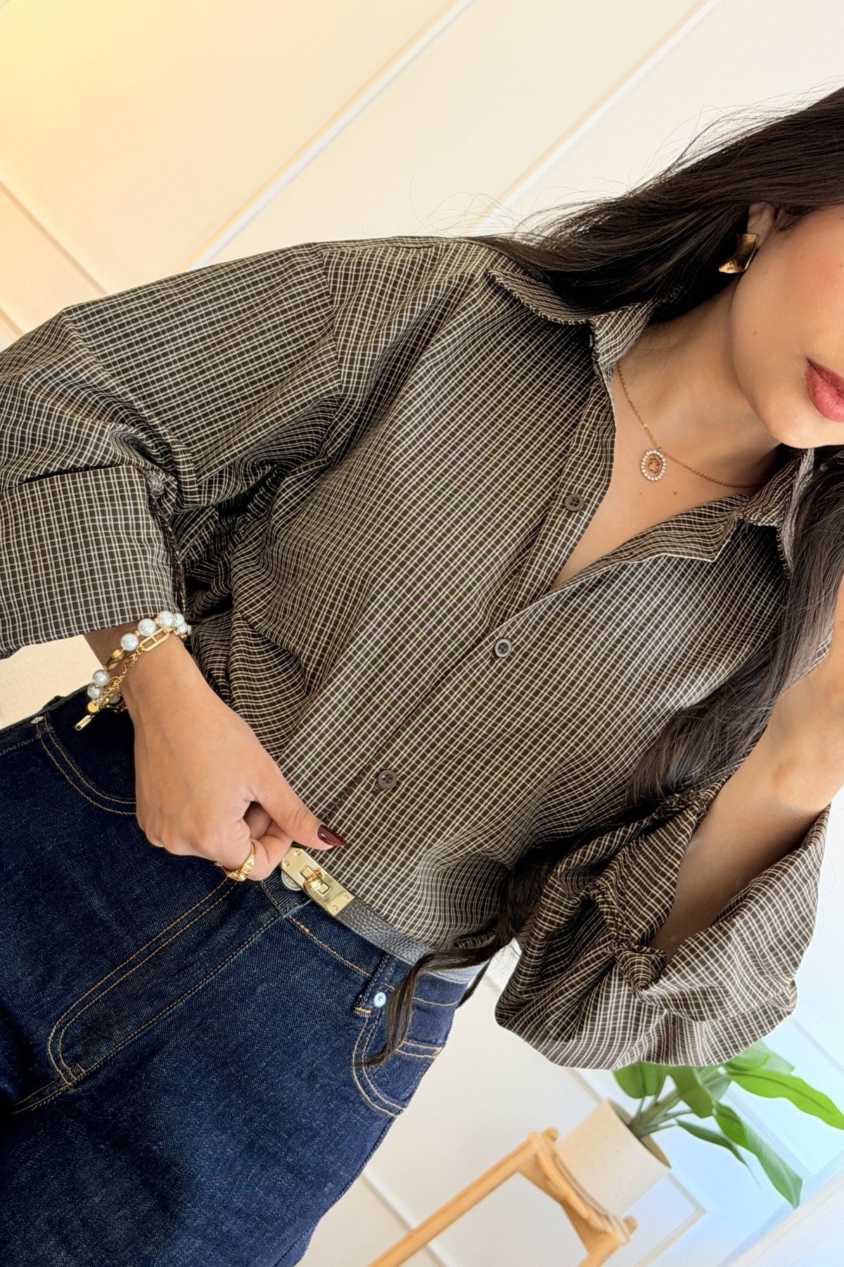 Camisa ajustada aos quadrados com pregas traseiras IVIVI - lavishiochiccamisaIVIVI