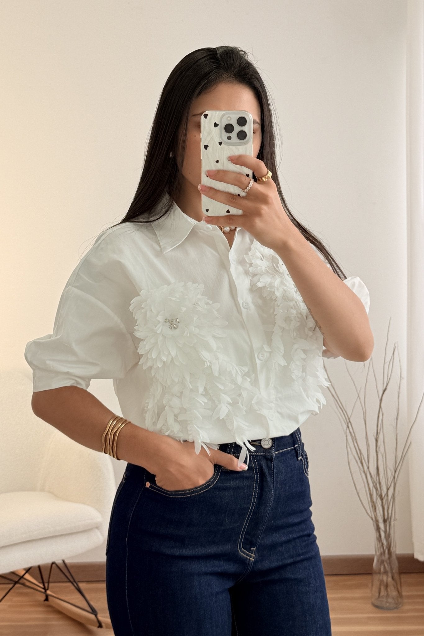 Camisa bordados florais em relevo MOCHY - lavishiochiccamisaMochy