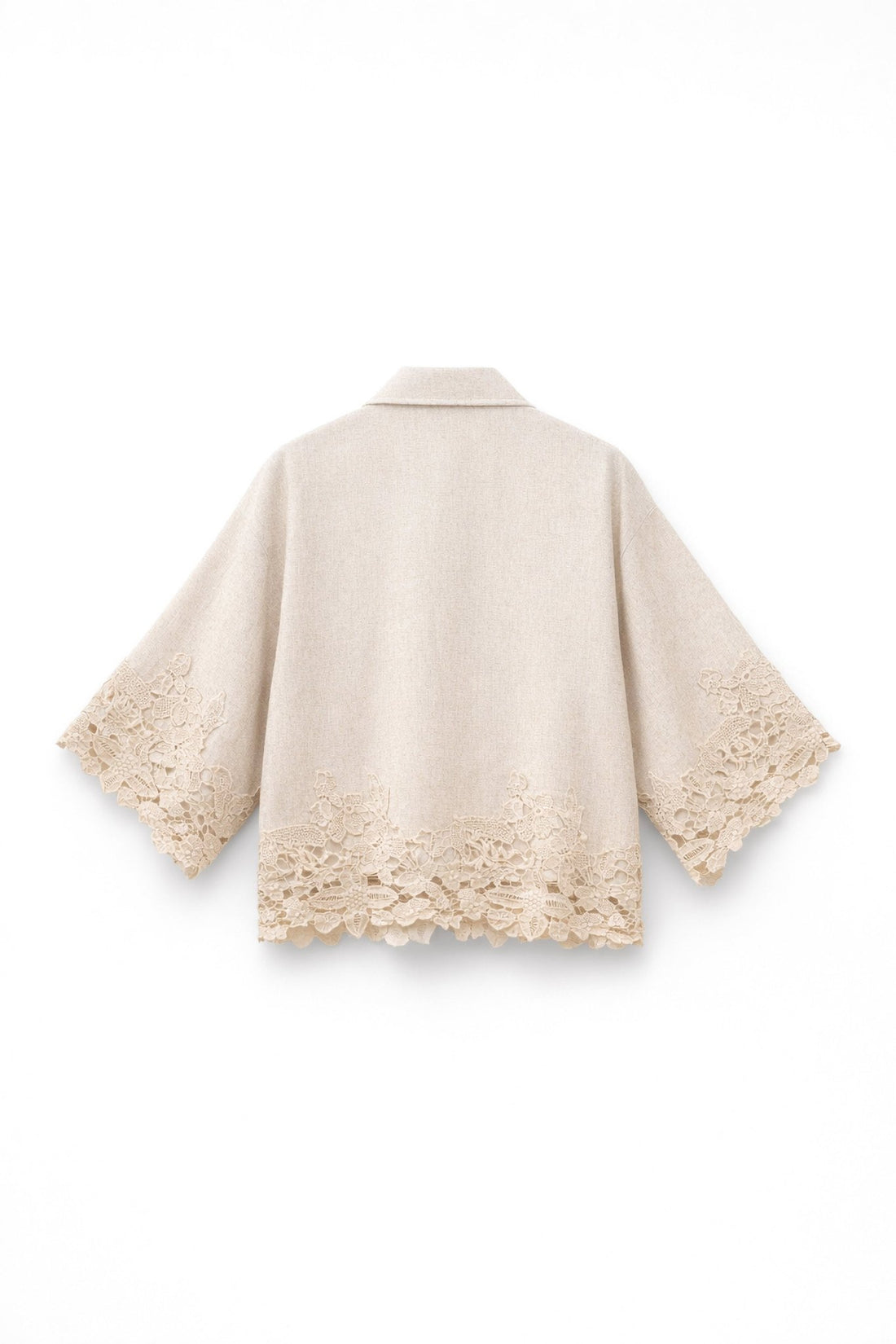 Camisa com inserções em renda LUMINA - lavishiochiccamisalumina