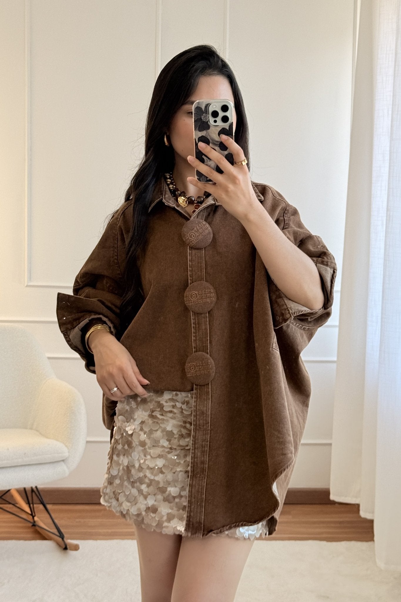 Camisa oversize com botões bordados - lavishiochiccamisaQueen Hearts