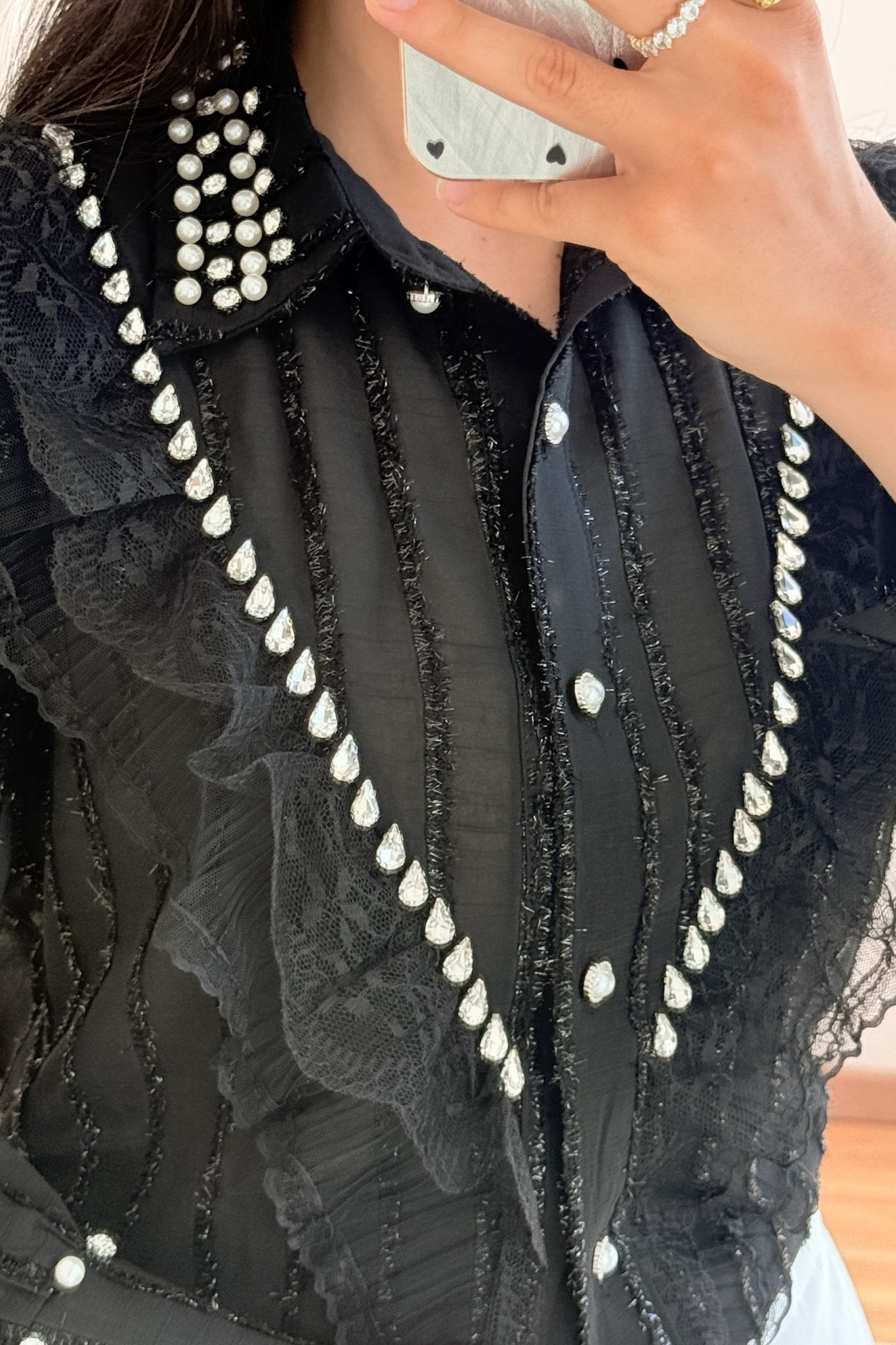 Camisa romântica com renda MOCHY - lavishiochicBlusaMochy