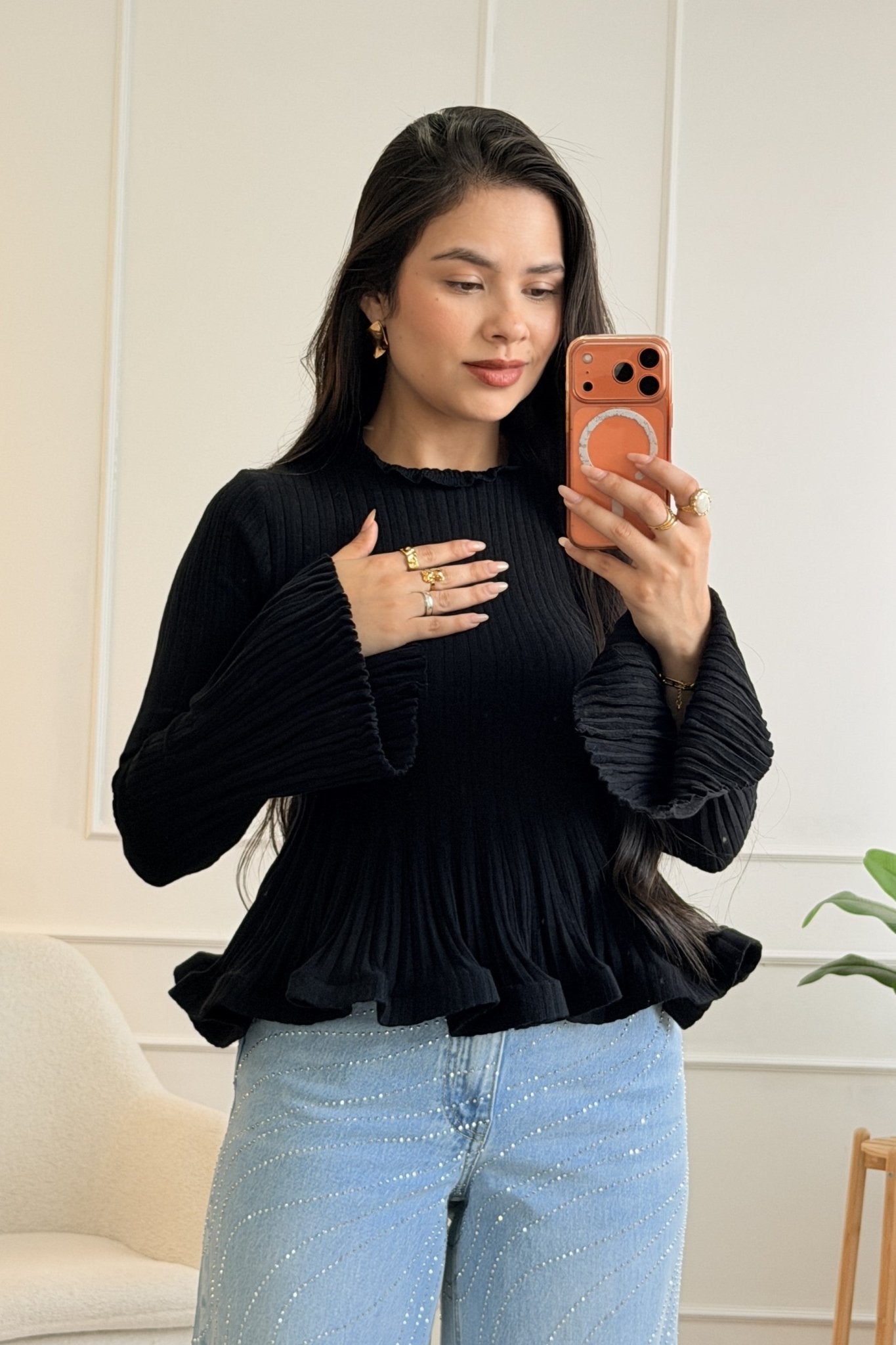Camisola de malha canelada com gola de folho e mangas flare - lavishiochiccamisolalavishiochic