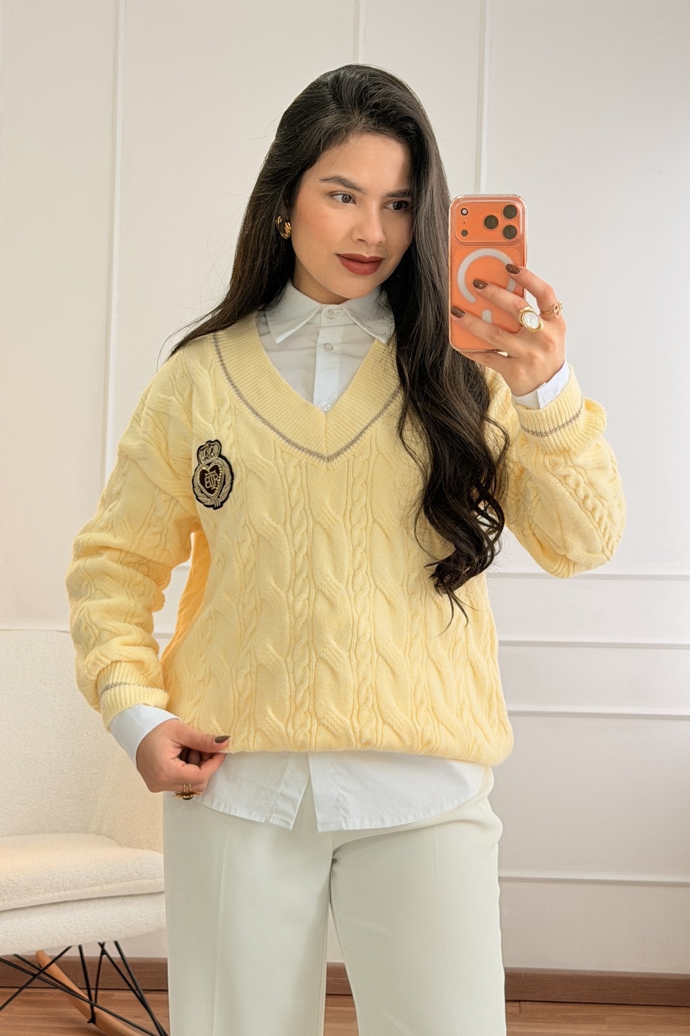 Camisola de Malha com Decote em V - lavishiochiccamisolalavishiochic