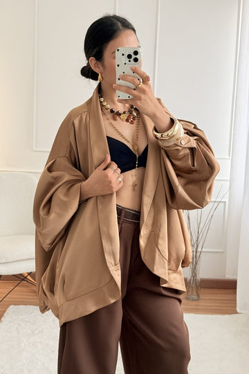 Casaco oversize em tecido acetinado MOCHY - lavishiochiccasacoMochy