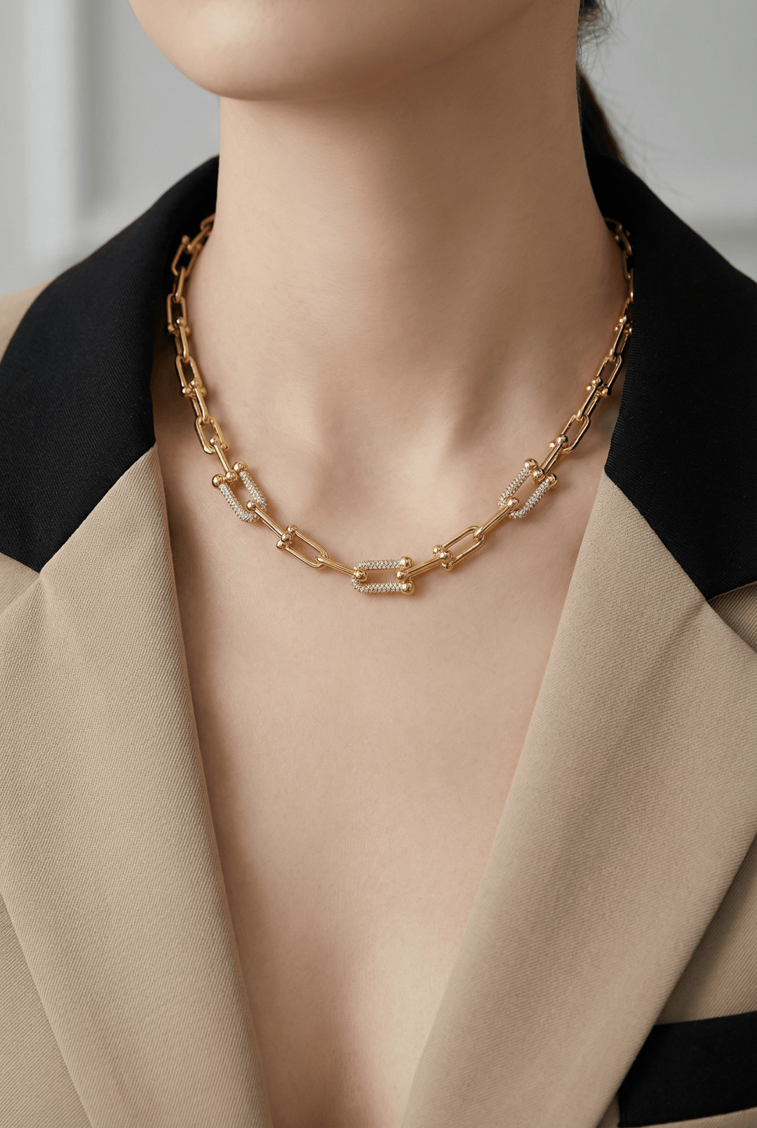 Colar Dourado em Aço - lavishiochicColareslavishiochic