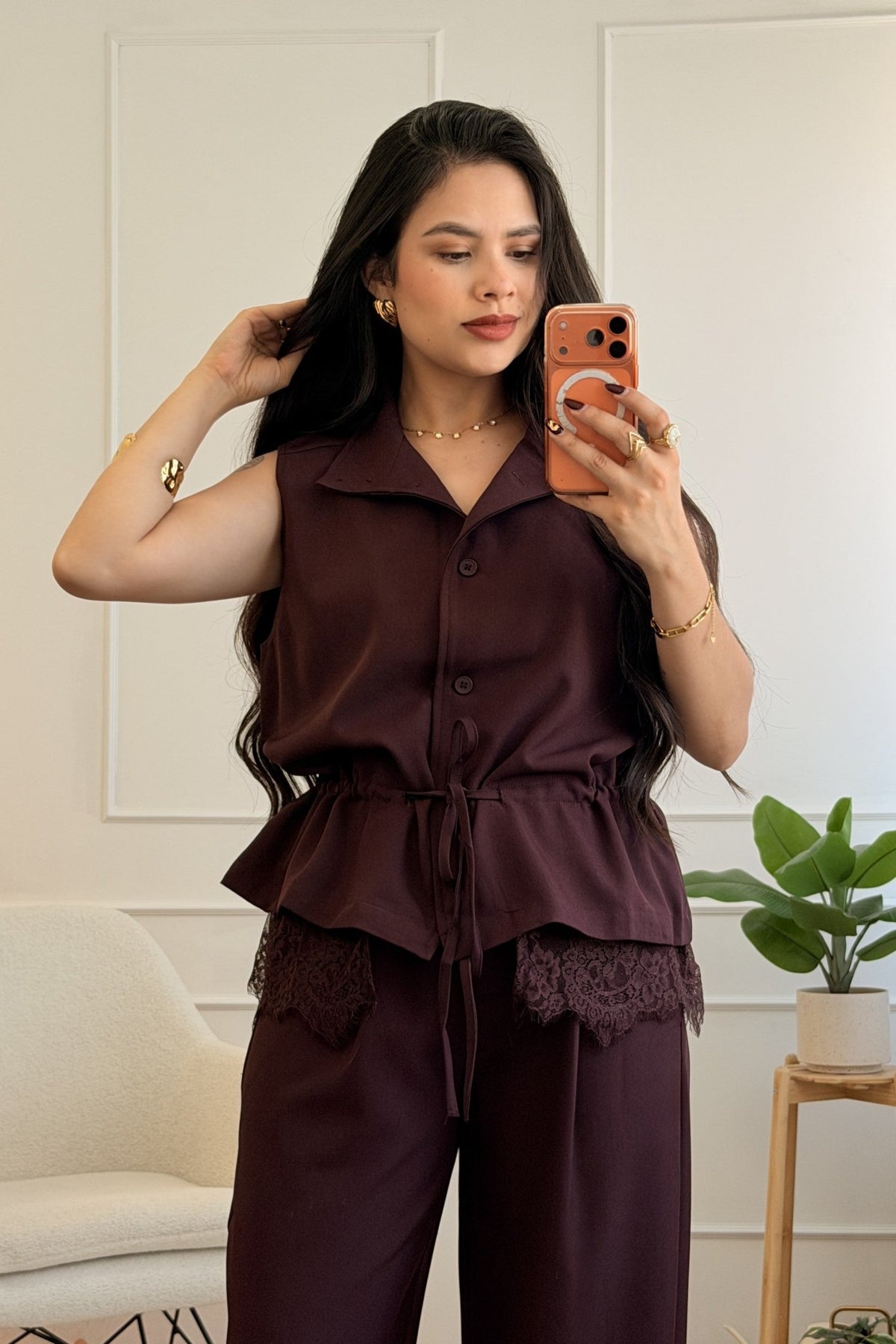 Colete com cintura ajustável e renda - lavishiochiccoletelavishiochic