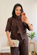Conjunto blazer + calça com estampa de cereja - lavishiochicconjuntolavishiochic
