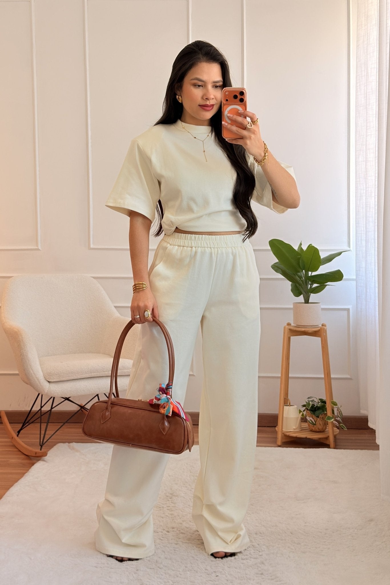 Conjunto com Ombreiras e Detalhe na Barra MOCHY - lavishiochicconjuntosMochy