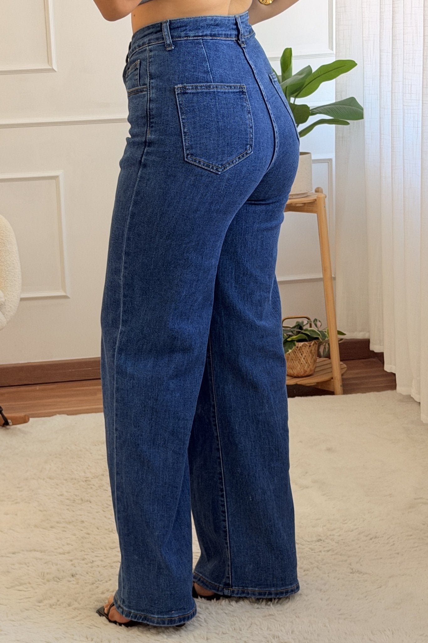 Conjunto de ganga com detalhe de folho no top - lavishiochicconjuntoslavishiochic