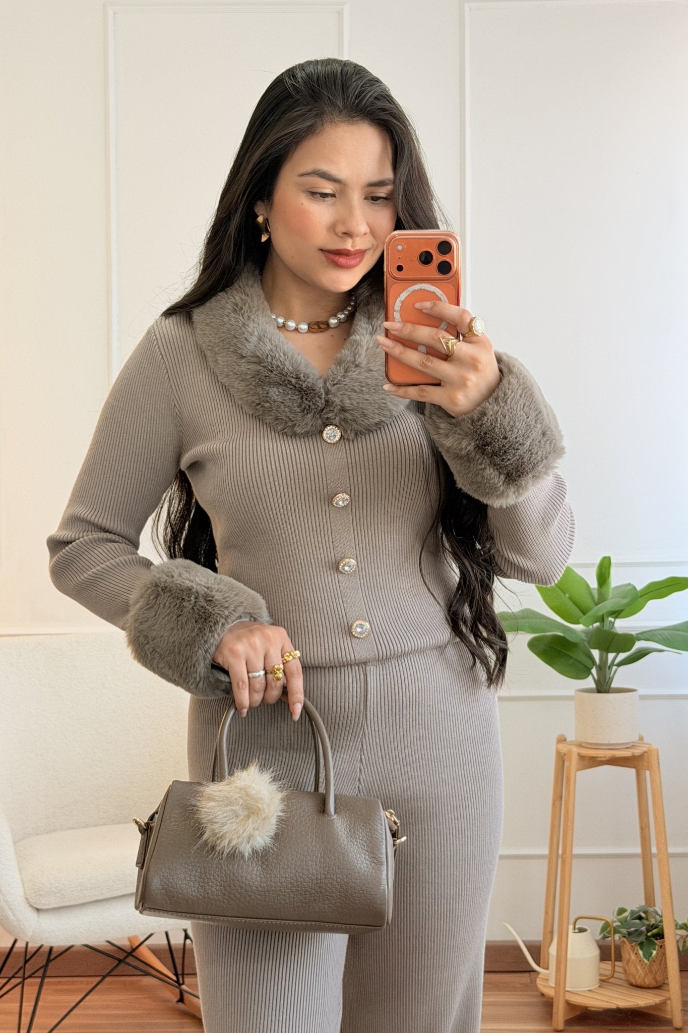 Conjunto de malha com gola de pelúcia removível - lavishiochicconjuntoslavishiochic