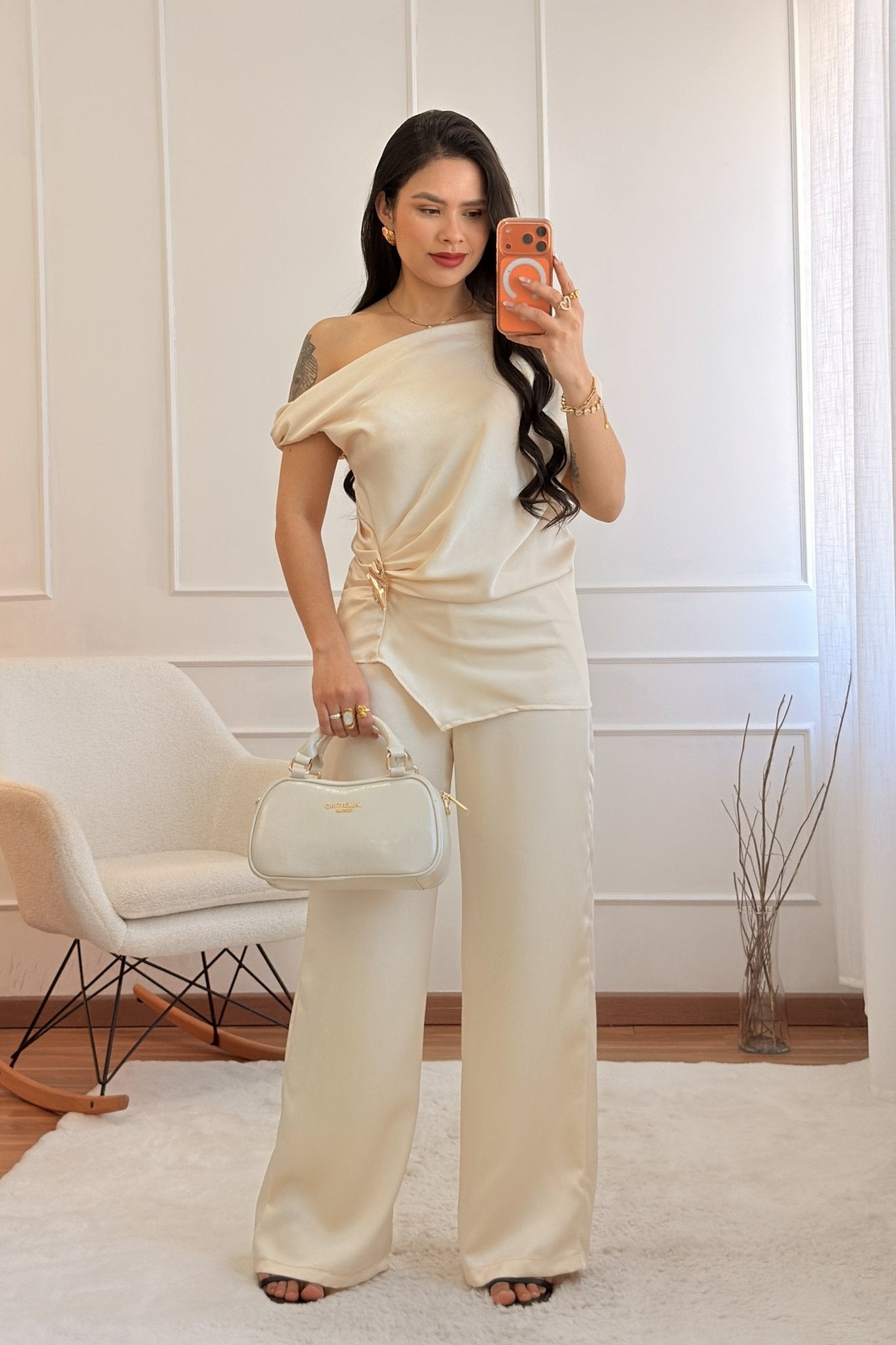 Conjunto Elegante em Tecido Acetinado - lavishiochicconjuntolavishiochic