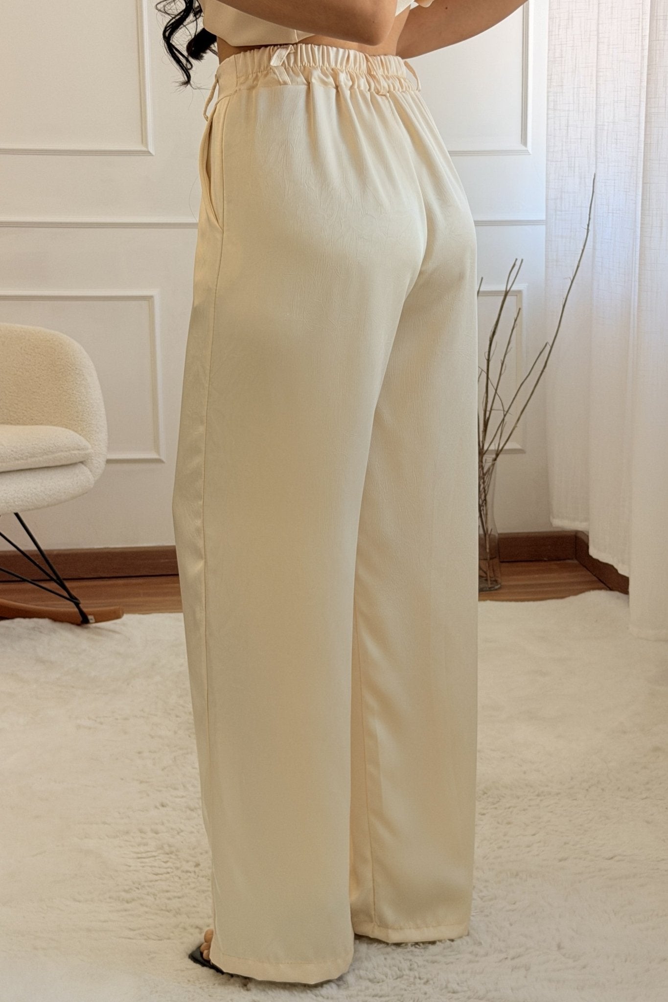Conjunto Elegante em Tecido Acetinado - lavishiochicconjuntolavishiochic