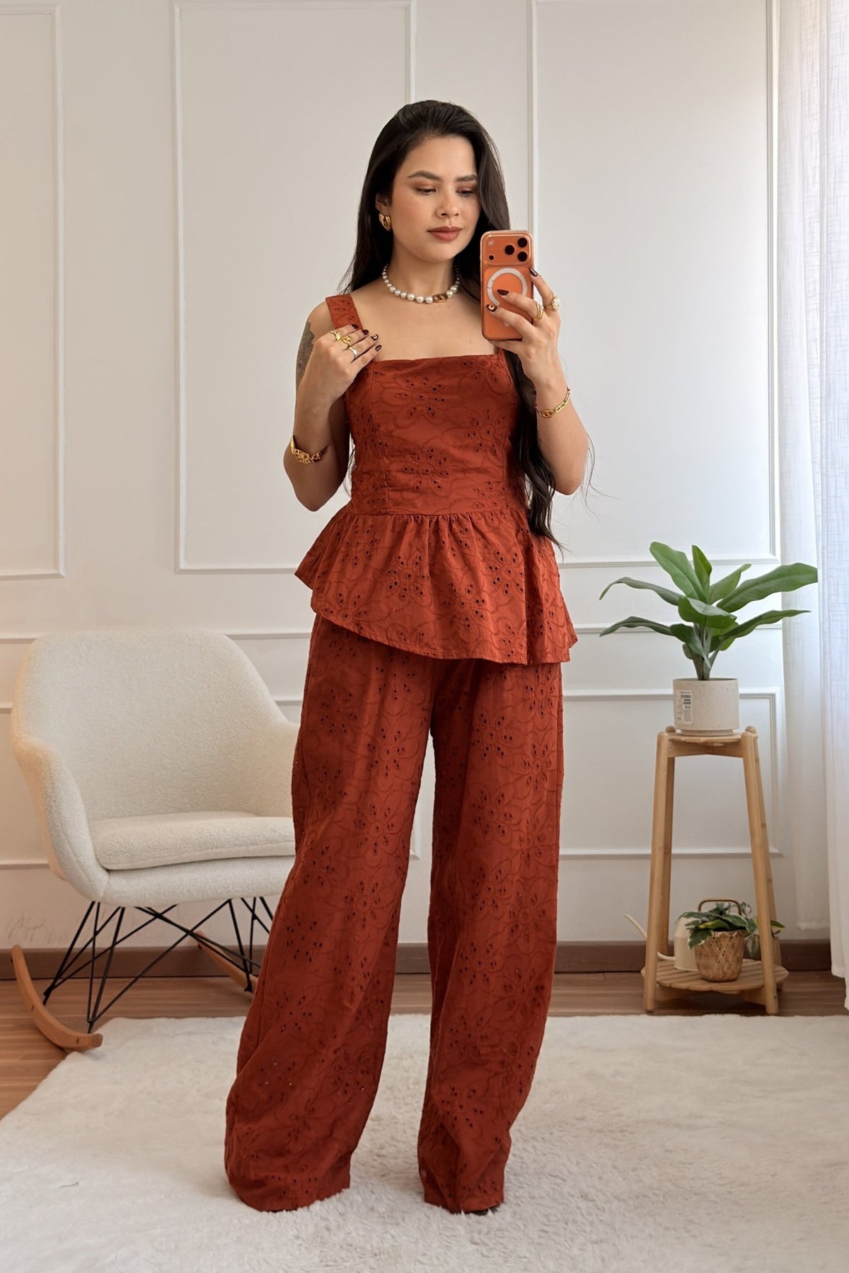Conjunto em bordado inglês com barra em folho - lavishiochicconjuntolavishiochic