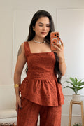 Conjunto em bordado inglês com barra em folho - lavishiochicconjuntolavishiochic