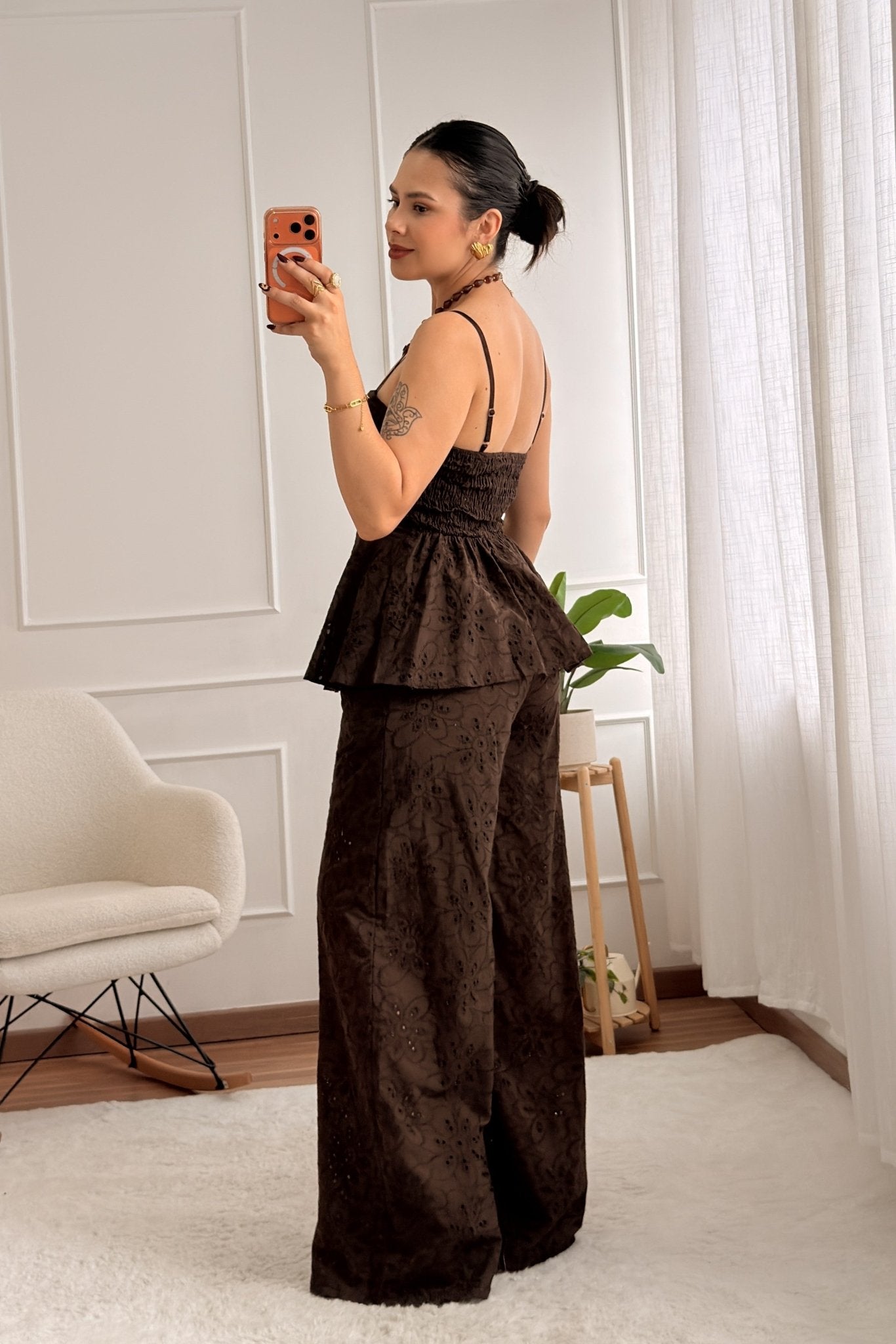 Conjunto em bordado inglês com calça - lavishiochicconjuntoslavishiochic