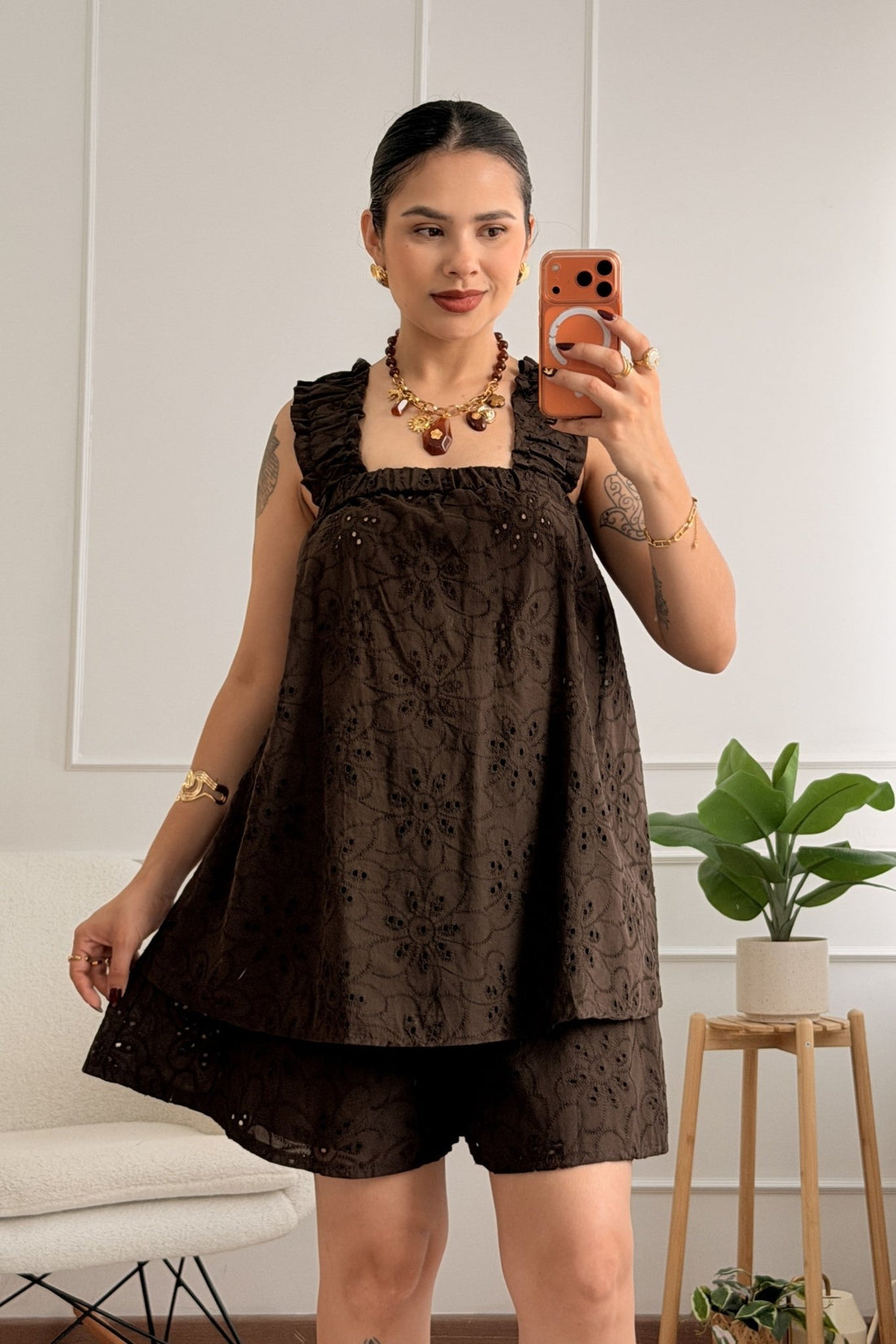 Conjunto em bordado inglês top evasê e calção - lavishiochicconjuntolavishiochic