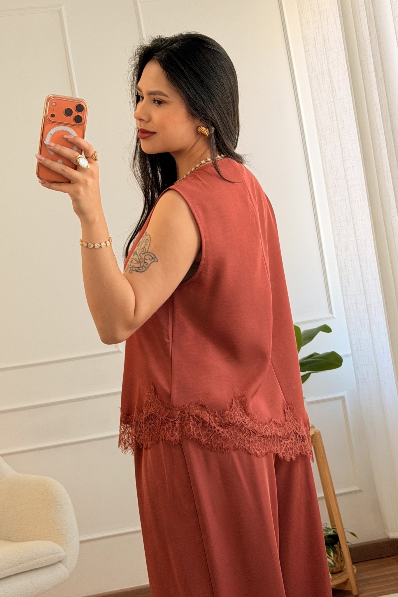 Conjunto fluido com calça de cintura alta ELLI WHITE - lavishiochicconjuntosELLI WHITE