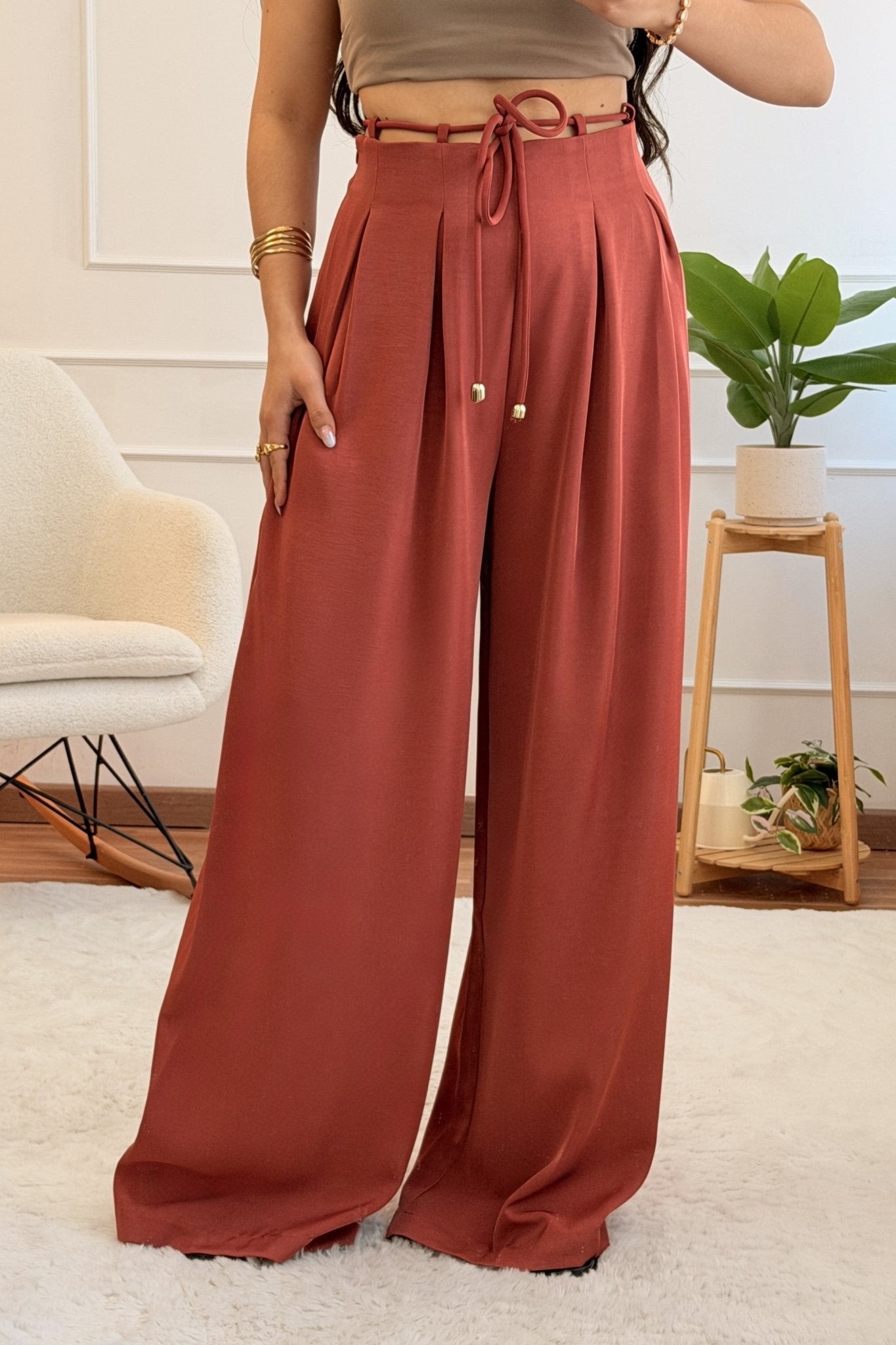 Conjunto fluido com calça de cintura alta ELLI WHITE - lavishiochicconjuntosELLI WHITE