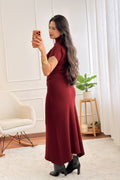 Conjunto malha gola alta + saia midi - lavishiochicconjuntolavishiochic