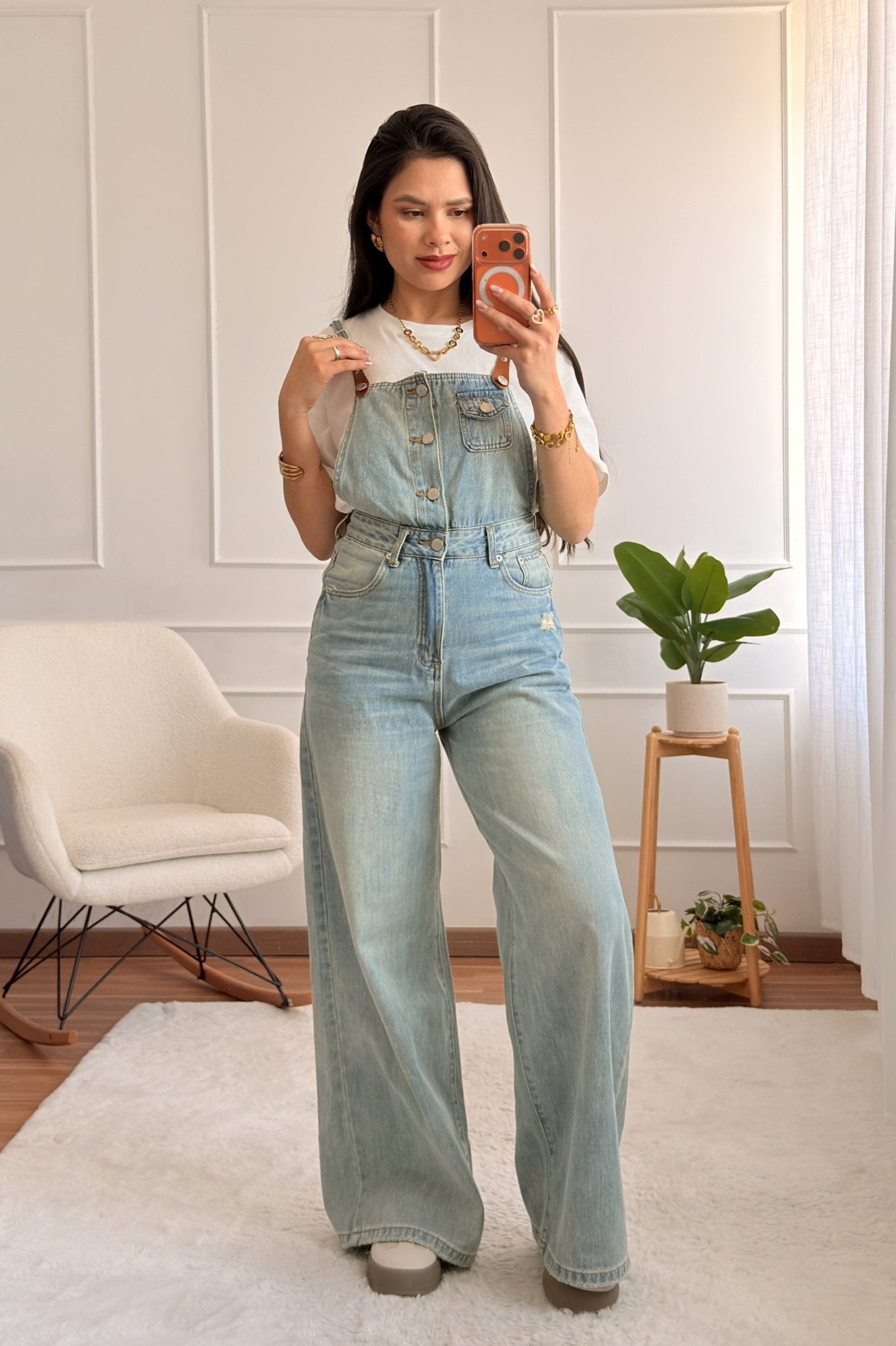 Macacão salopete jeans wide leg desgastado AZAKA - lavishiochicmacacãoAZAKA