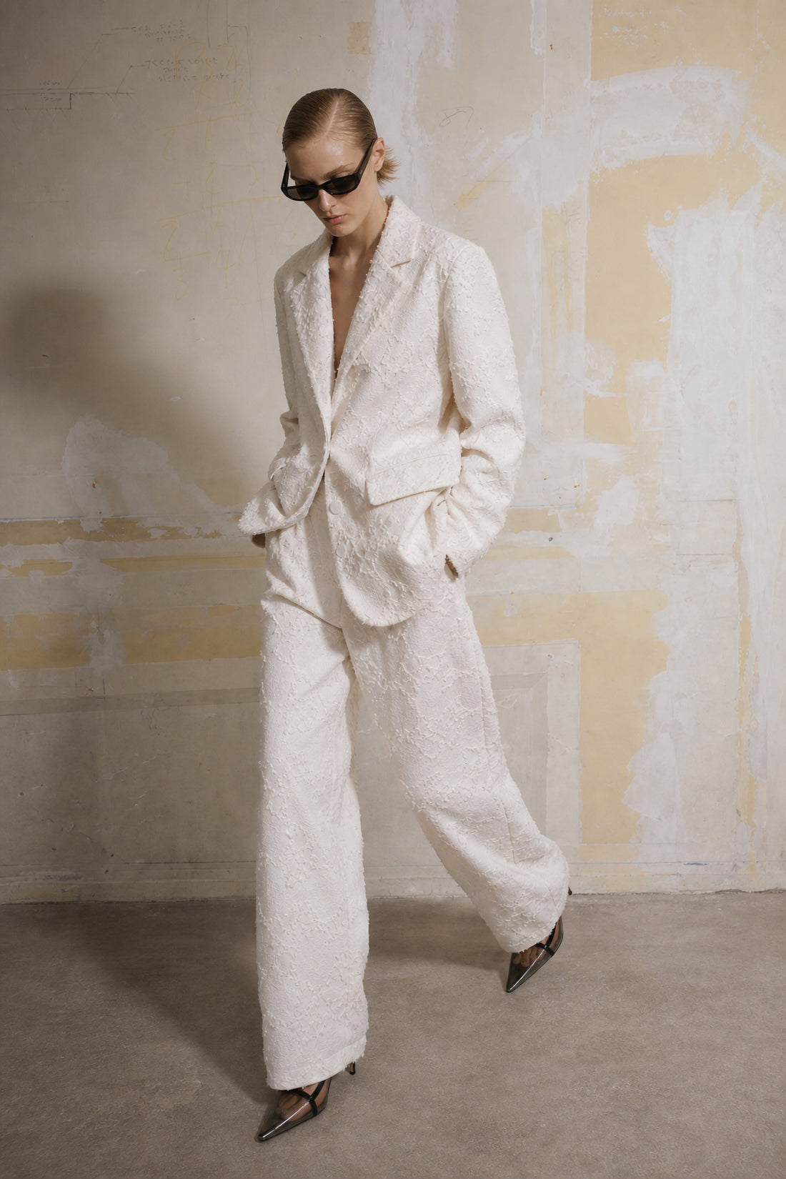 Calça com padrão em relevo LUMINA